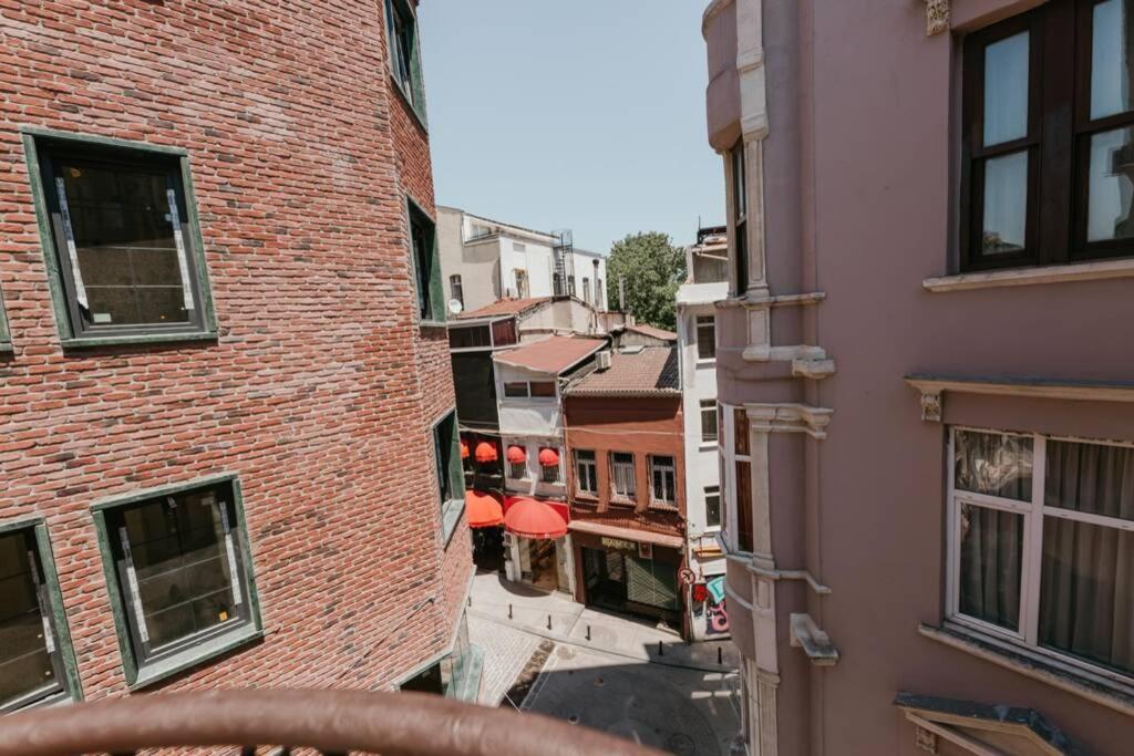 Galadoo Suites 3Rd Floor Istanbul Exterior photo