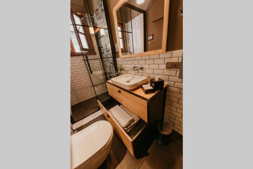 Galadoo Suites 3Rd Floor Istanbul Exterior photo